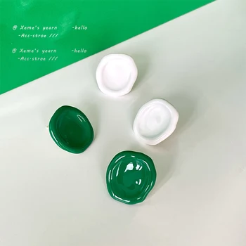 2021 Новые Геометрические Нерегулярные серьги-гвоздики в виде зеленого диска для Женщин, вечеринки на Хэллоуин, Простые аксессуары для Девочек, Корейские модные украшения