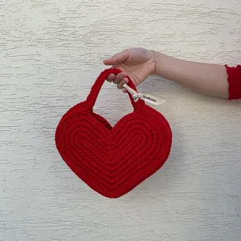 Вязаная вручную шерстяная сумка в форме сердца на День Святого Валентина, Хит Продаж, Женский подарок на одно плечо или ручную переноску, универсальная сумка