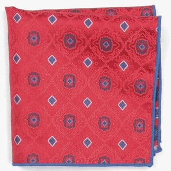 квадратный карманный платок с рисунком красного цвета